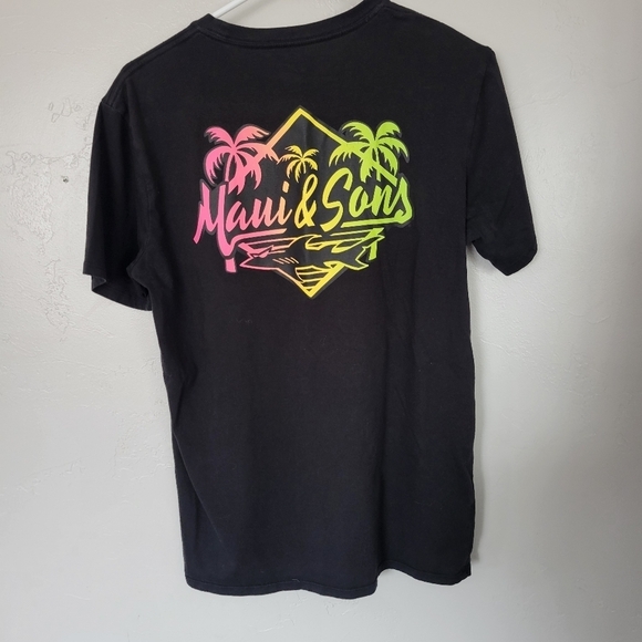 Maui and Sons Men's Medium Black Short Sleeve T-shirt Colorful Graphic Tee - Picture 1 of 6